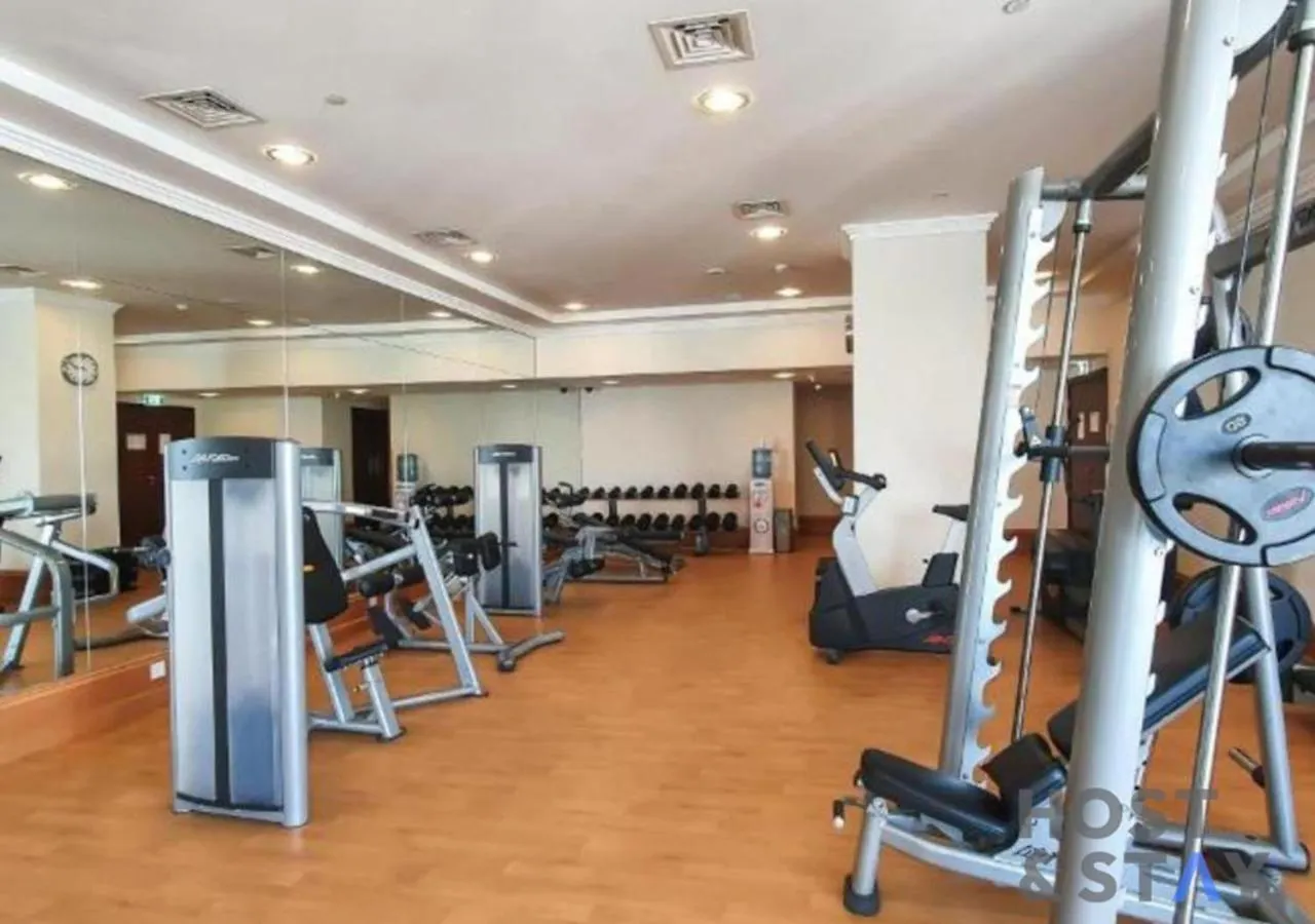 Elegant Beachfront Living At Al Bateen Dubai Apartment