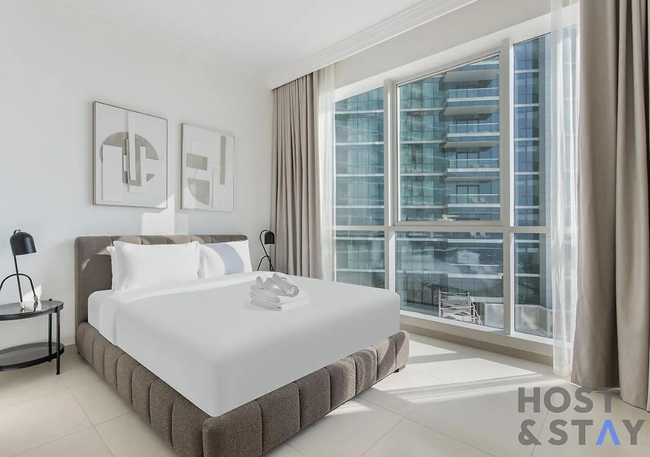Elegant Beachfront Living At Al Bateen Dubai