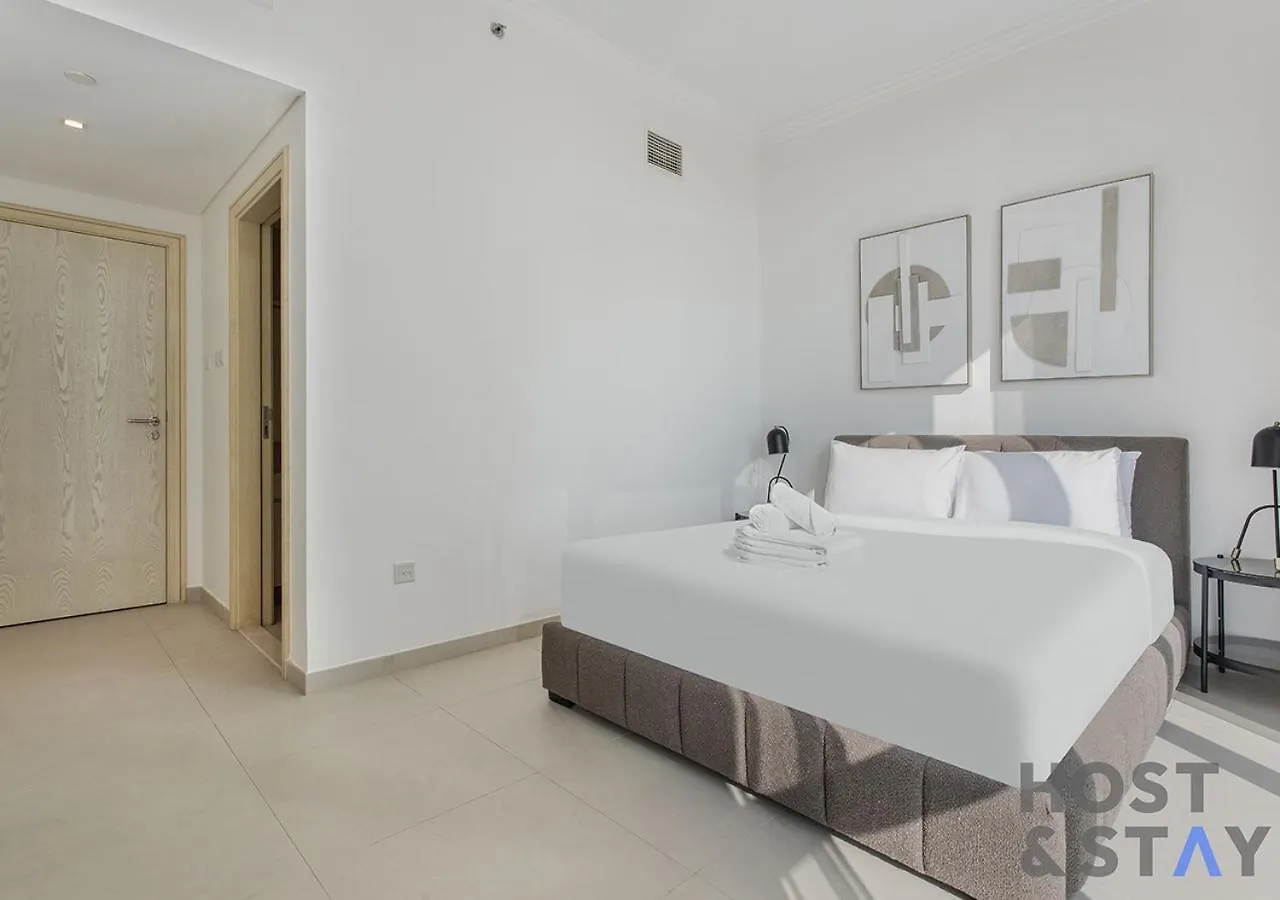 Elegant Beachfront Living At Al Bateen Dubai United Arab Emirates