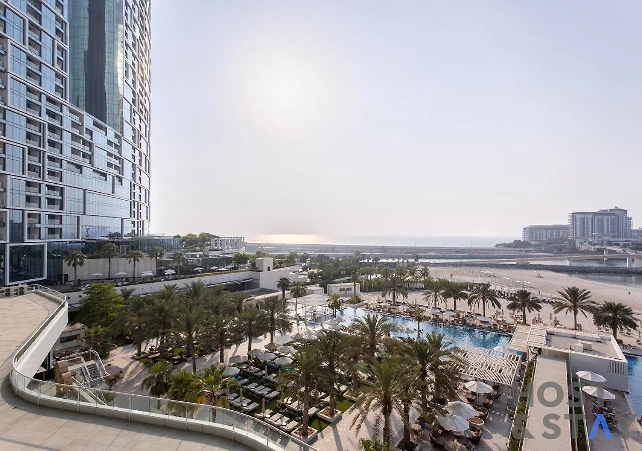 Elegant Beachfront Living At Al Bateen Dubai 0*,