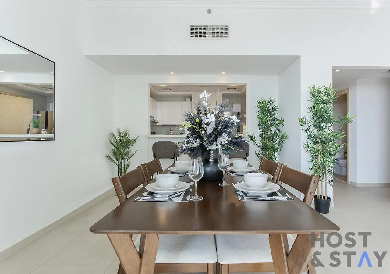 Apartment Elegant Beachfront Living At Al Bateen Dubai