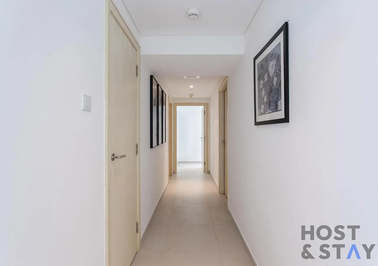 Elegant Beachfront Living At Al Bateen Dubai United Arab Emirates